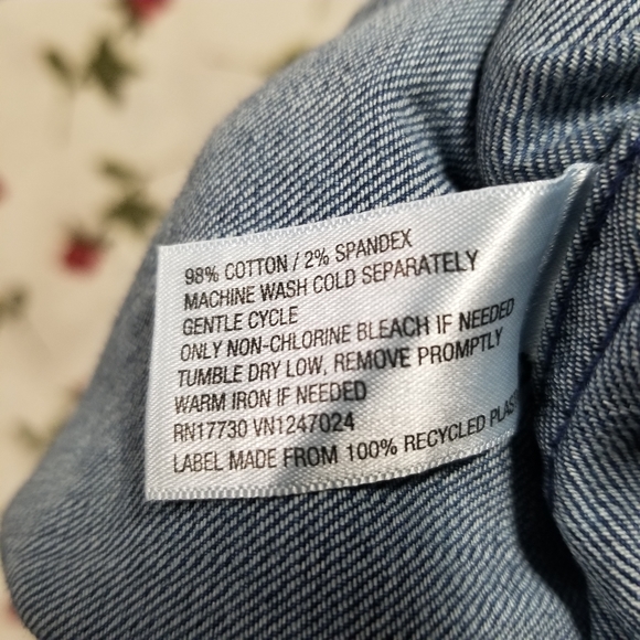 NWT Goodiellow & Co jean's t-shirt - Picture 8 of 9